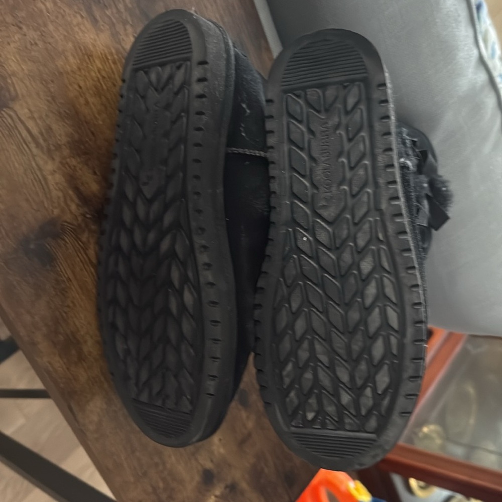 Two pairs of Black Ugg Koolaburra boots US Sz 7 - Picture 6 of 9